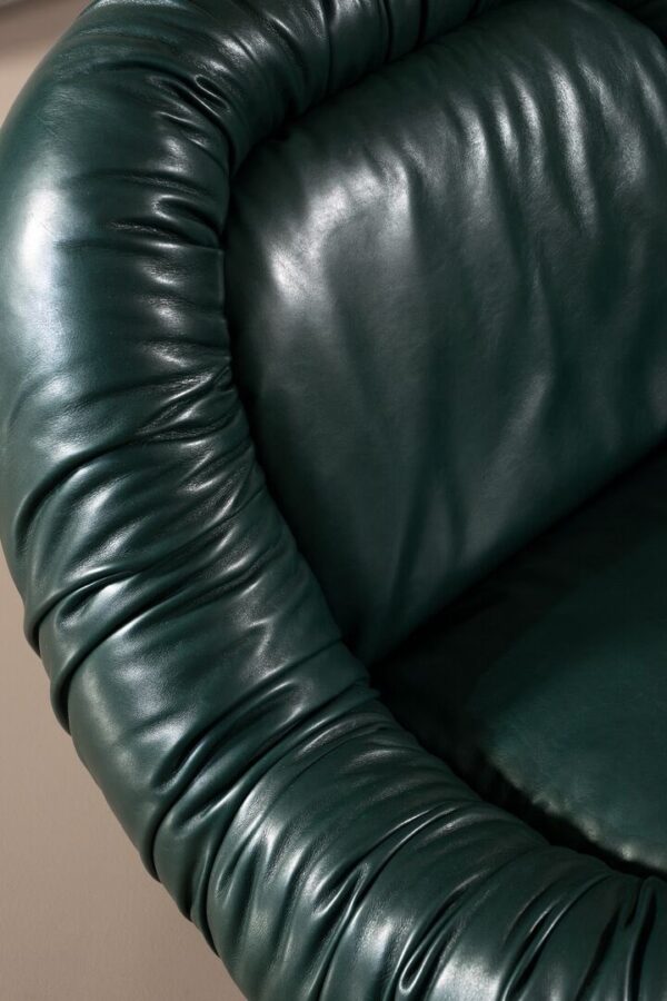 Итальянское кресло BARRET 2