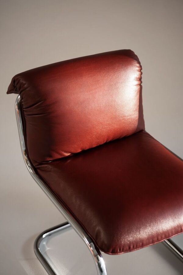 Итальянский стул SO FAR 7