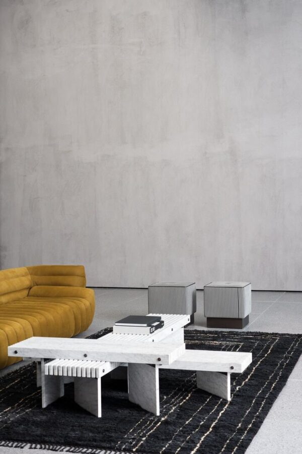 Итальянский столик RAIL от Baxter