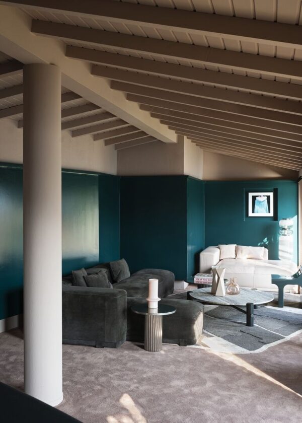 Итальянский столик THALATHA 2