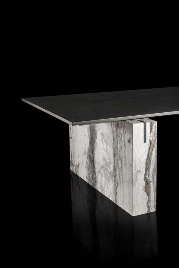 Итальянский стол Ted от Henge