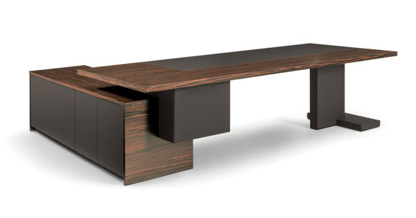 Итальянский стол руководителя INCA от 4mariani