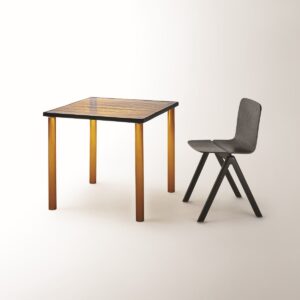 Итальянский стол Nesting от Glasitalia