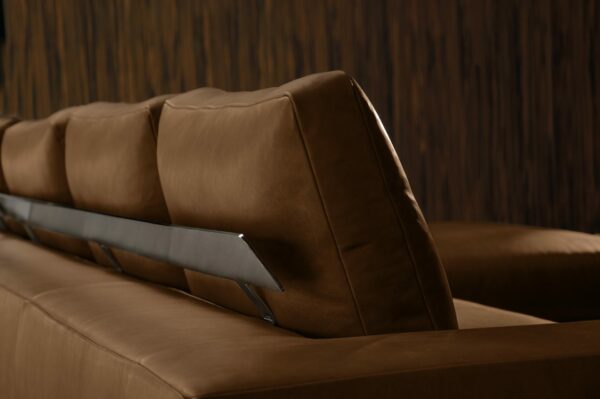 Итальянский диван KEEN 2