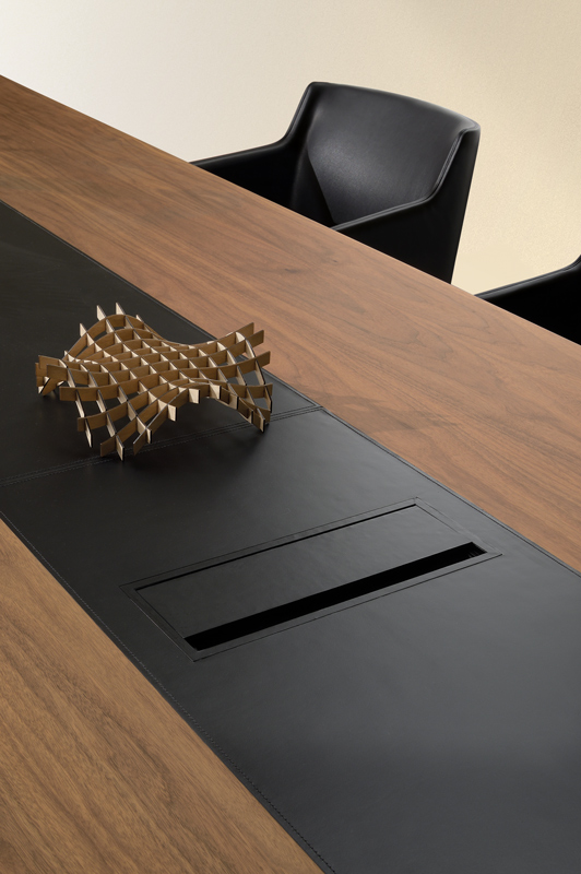 Итальянский конференц-стол KEFA 3