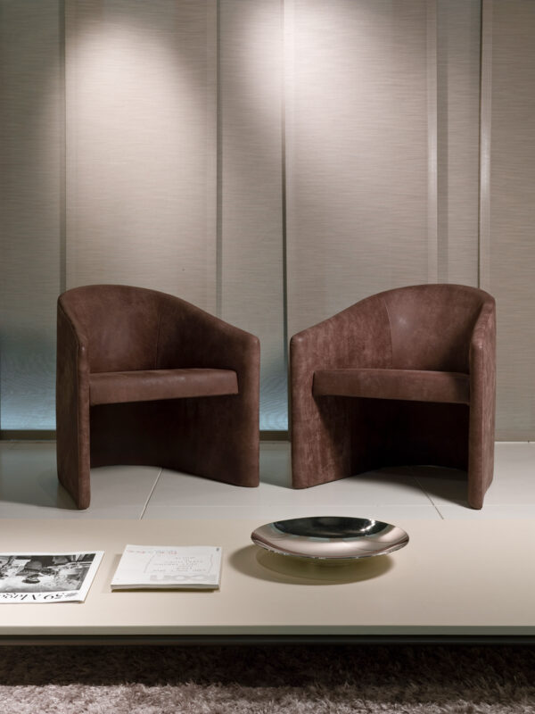 Итальянское кресло MANTA 4