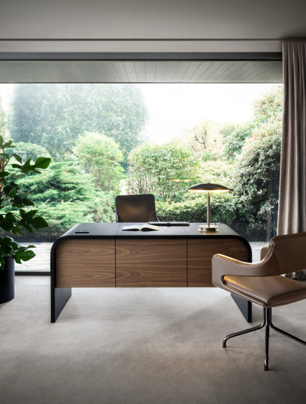 Итальянский письменный стол NAMI 2