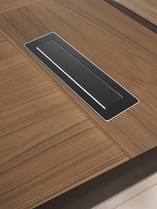 Итальянский стол руководителя NOAH 3