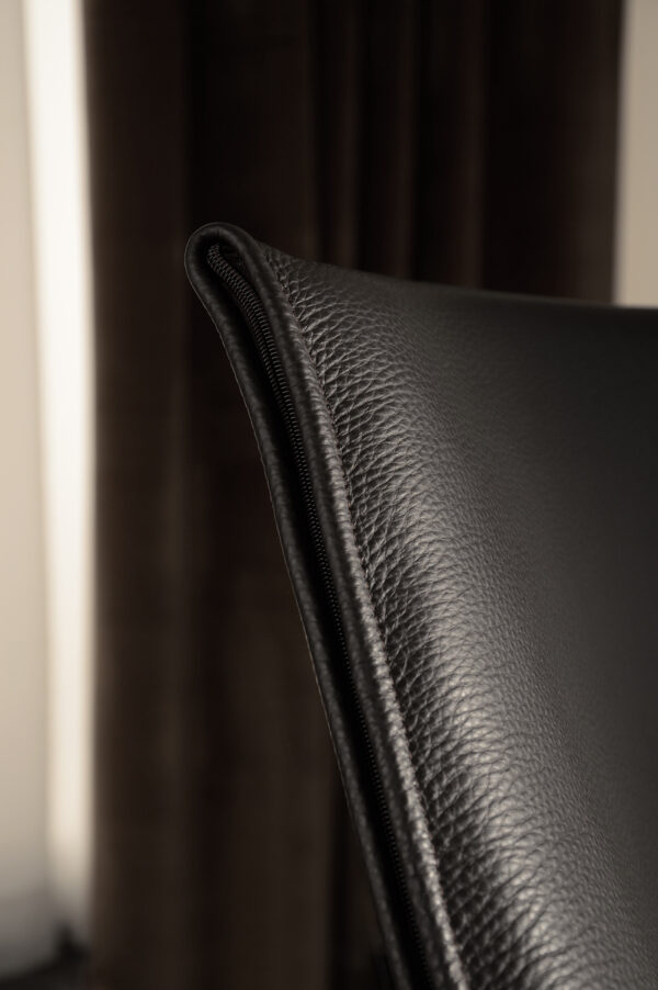 Итальянское кресло OYSTER 5