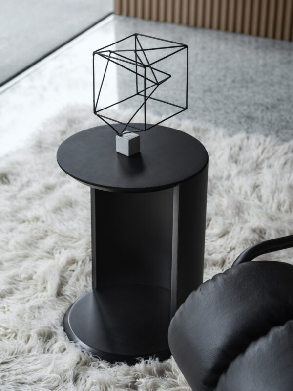 Итальянский столик PAPIER 3