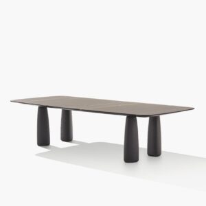 Итальянский стол MONOLITH от Poliform