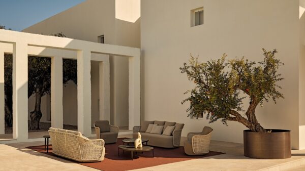 Итальянский столик MAD OUT 3