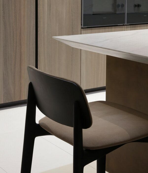 Итальянский стул CURVE 2