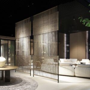 Итальянский стол ADRIEN от Poliform