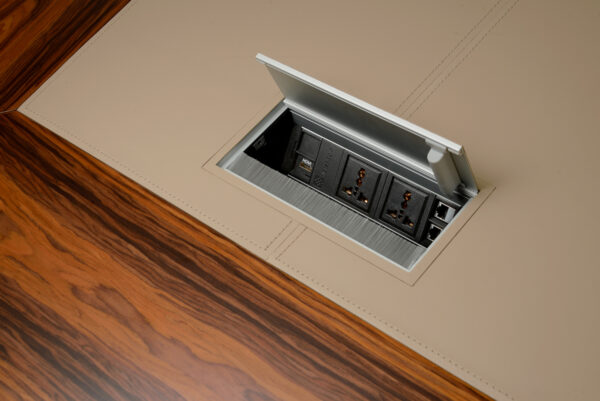 Итальянский конференц-стол PRESIDENT 2