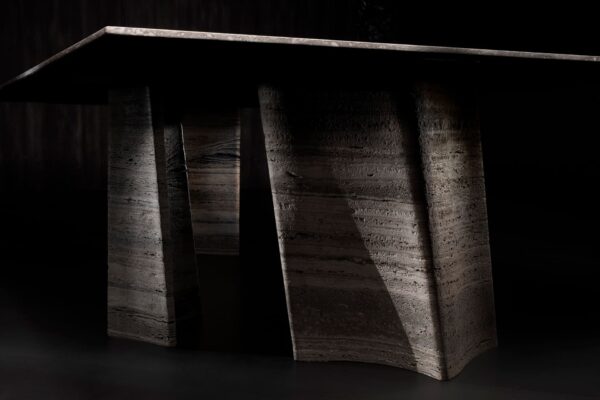 Итальянский стол Sisma от Henge