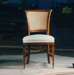 Итальянский стул B573