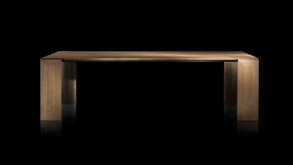 Итальянский стол LY от Henge