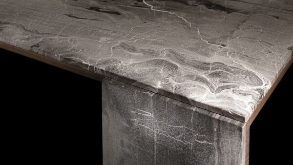 Итальянский стол LY 3