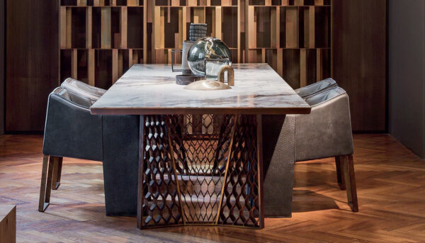 Итальянский стол Stealth от Henge