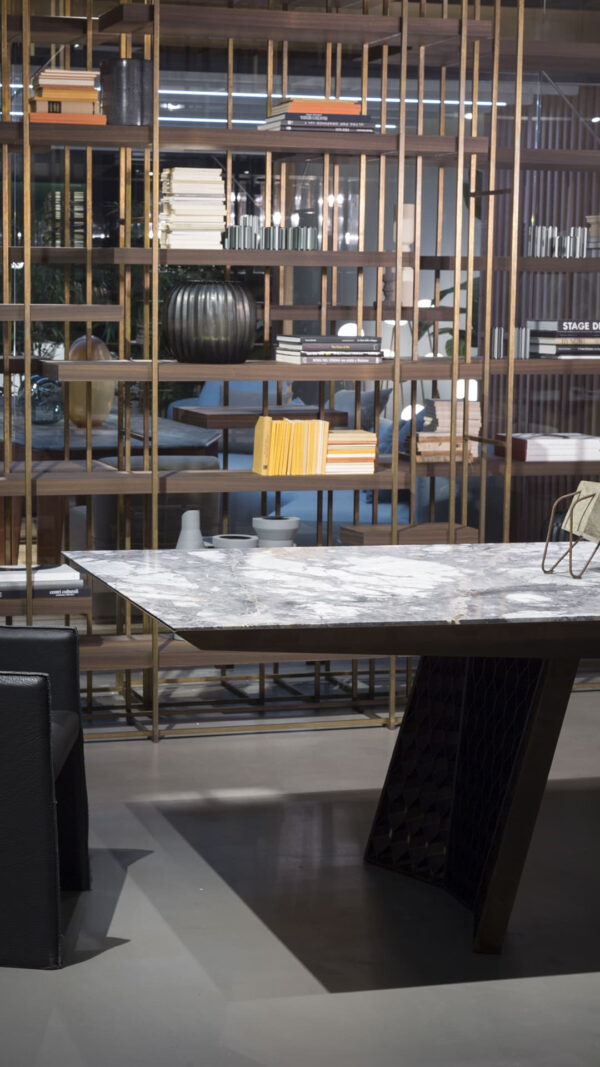 Итальянский стол Stealth 3