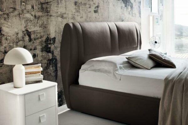 Итальянская кровать SOFT 4