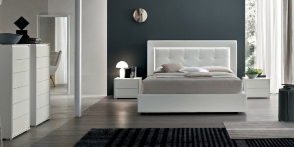 Итальянская кровать  DEO LIGHT 2