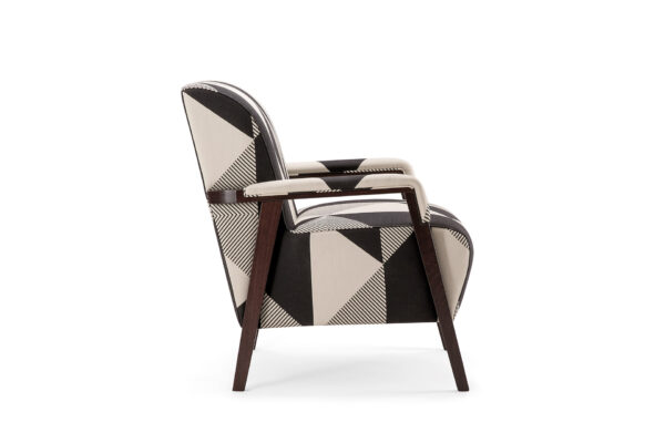 Итальянское кресло CARTER LOUNGE CHAIR 068 P от Tirolo
