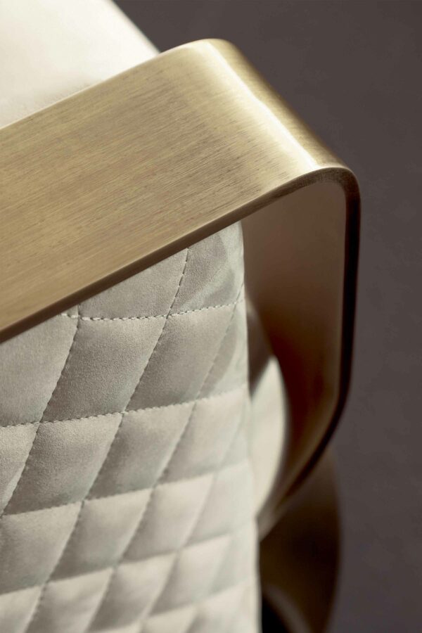 Итальянское кресло Paris 2