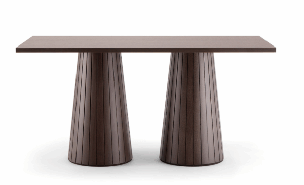 Итальянский стол CORDOBA TABLE 082 D H75 от Tirolo