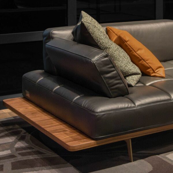 Итальянское кресло WE-029 от WAYNE