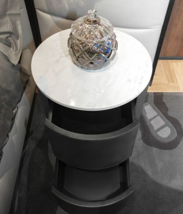 Итальянская тумбочка WE-076 2