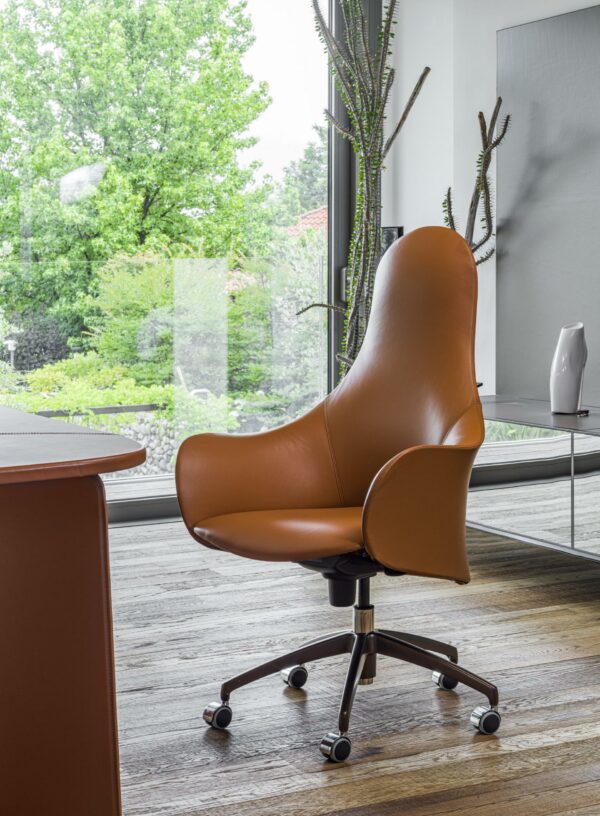 Итальянское офисное кресло HIPOD от ENRICO PELLIZZONI