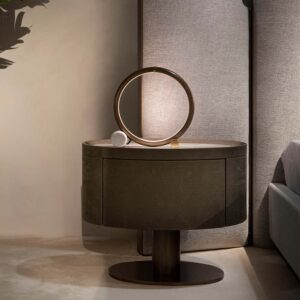 Итальянская прикроватная тумбочка Beverly от Rugiano