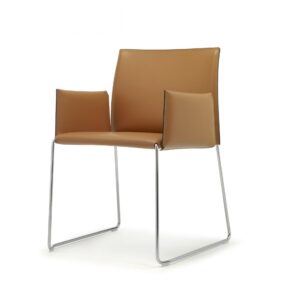 Итальянское кресло BIZZY от ENRICO PELLIZZONI