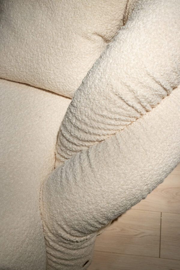 Итальянский диван Abbraccio от Rugiano