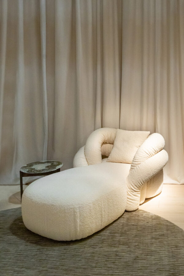 Итальянский диван Abbraccio от Rugiano