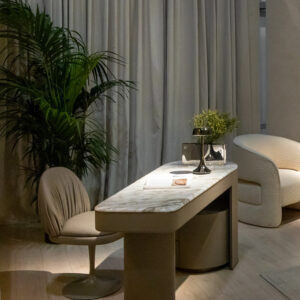 Итальянский письменный стол Emily от Rugiano