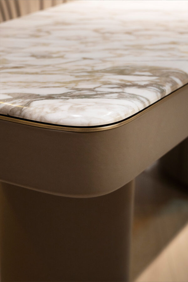 Итальянский письменный стол Emily 2