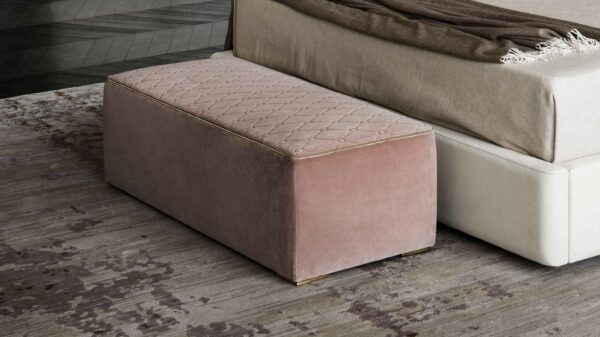 Итальянский пуф Form Zip от Rugiano