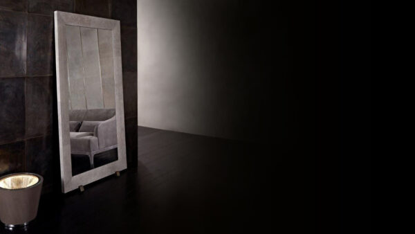 Итальянское зеркало Bucarest от Rugiano