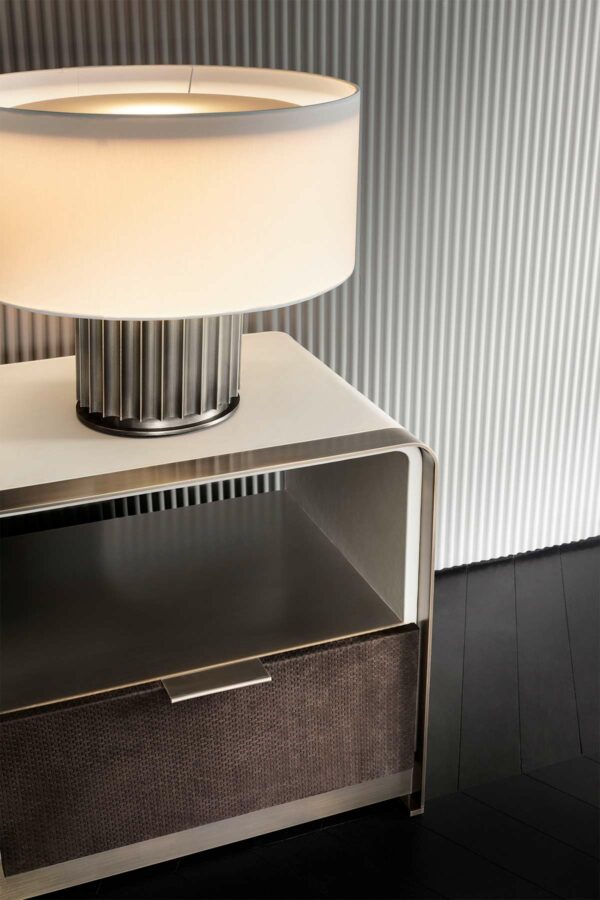 Итальянская настольная лампа Liberty 3