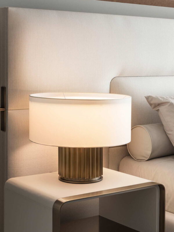 Итальянская прикроватная тумбочка Grace 2