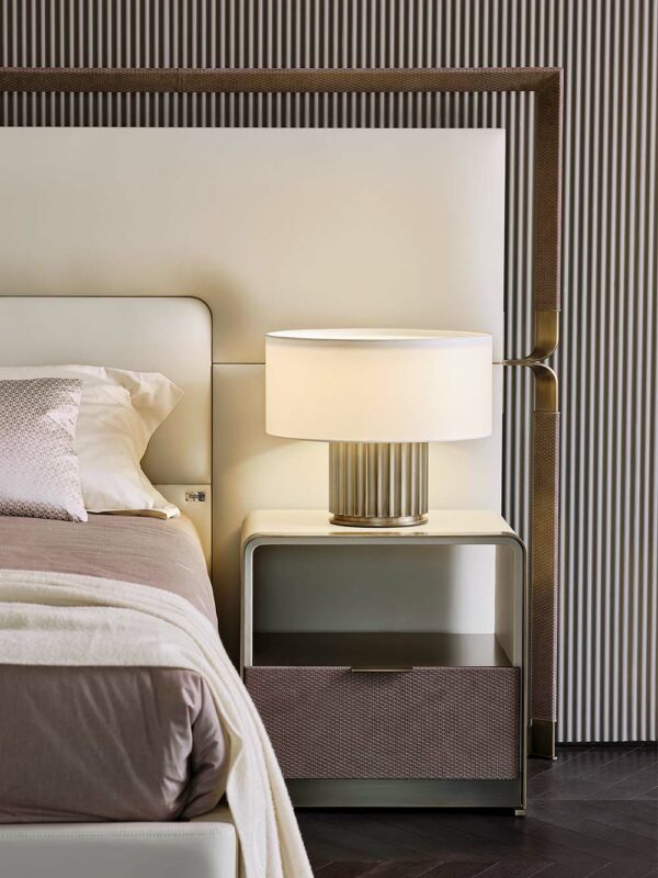 Итальянская прикроватная тумбочка Grace от Rugiano