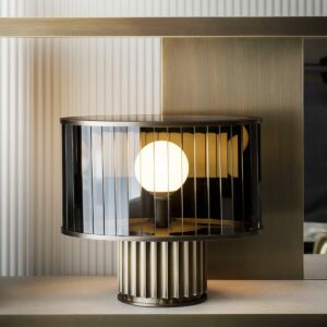 Итальянская настольная лампа Liberty от Rugiano