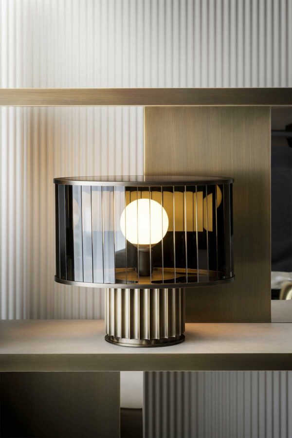 Итальянская настольная лампа Liberty от Rugiano