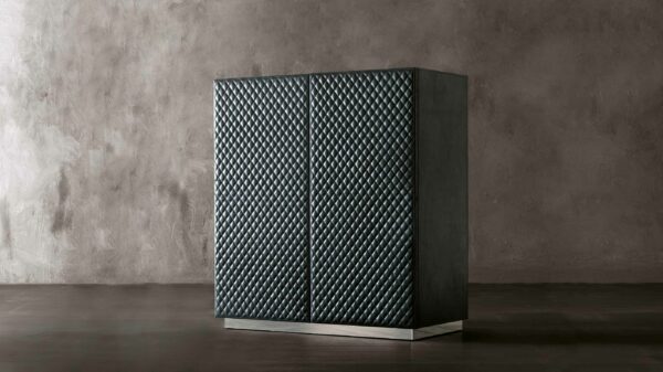 Итальянский бар Julia от Rugiano