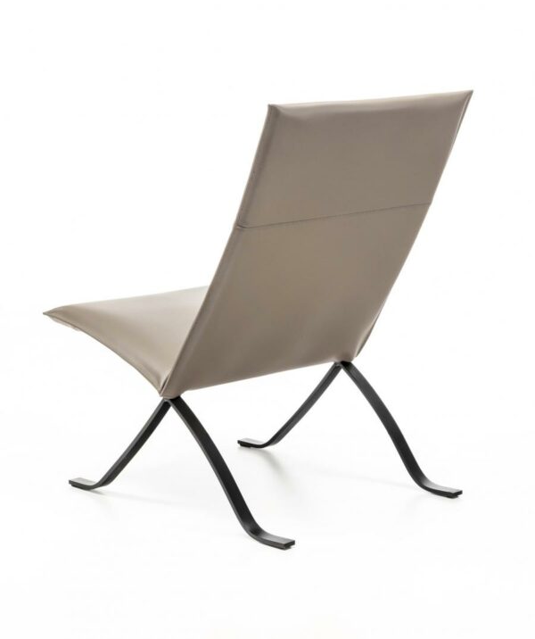 Итальянское кресло MOOD от ENRICO PELLIZZONI