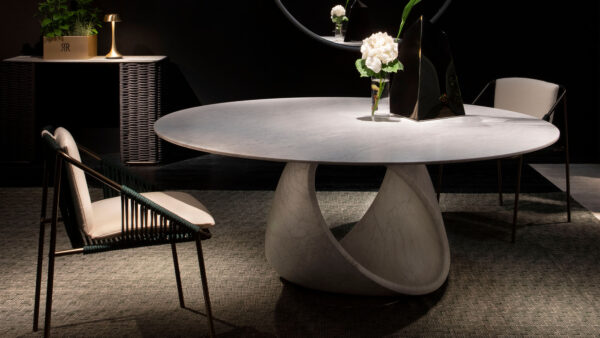 Итальянский стол Otello от Rugiano