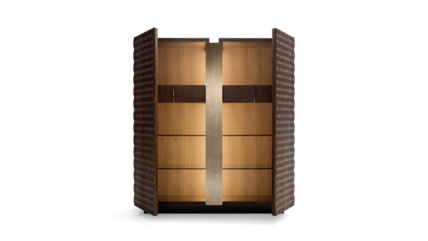 Итальянский бар VICTOR от Opera